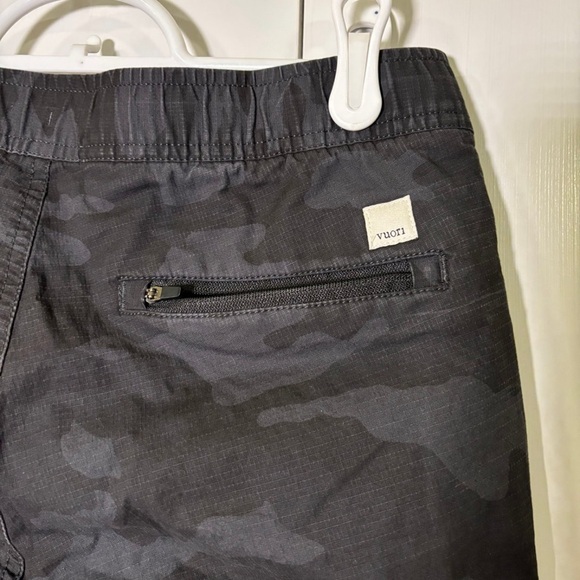 Vuori Small‎ Black Camo Ripstop Pants - Picture 8 of 8